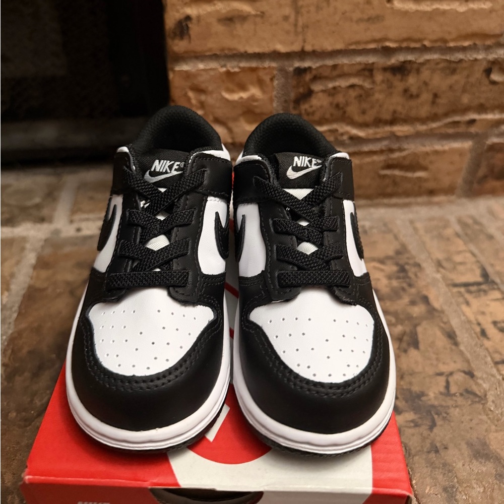 Nike Dunk Low toddler sz 8c